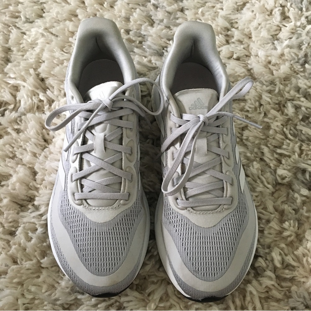 Supernova Running Shoe - Picture 2 of 8